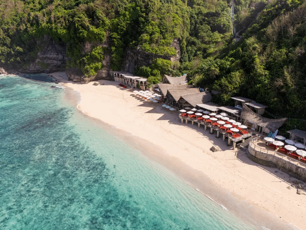 Full Beach Day, Private Sand