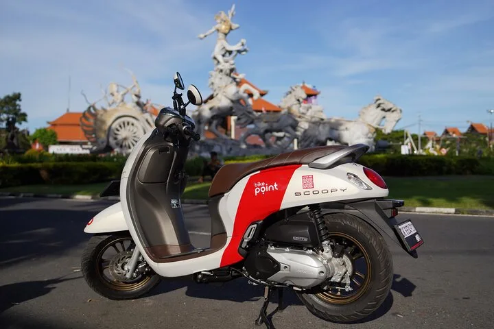 What a Scooter Rental Actually Costs in Uluwatu Right Now