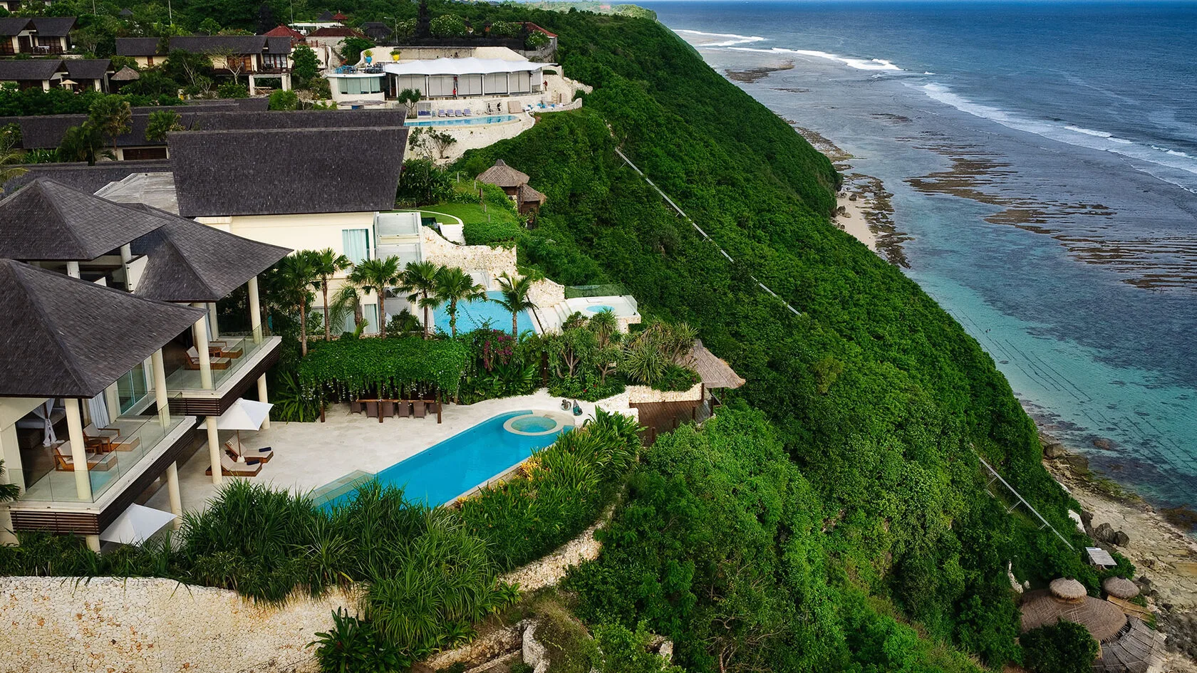 Top 12 Best Beach Clubs in Uluwatu, Bali (2026): The Real Minimum-Spend Guide