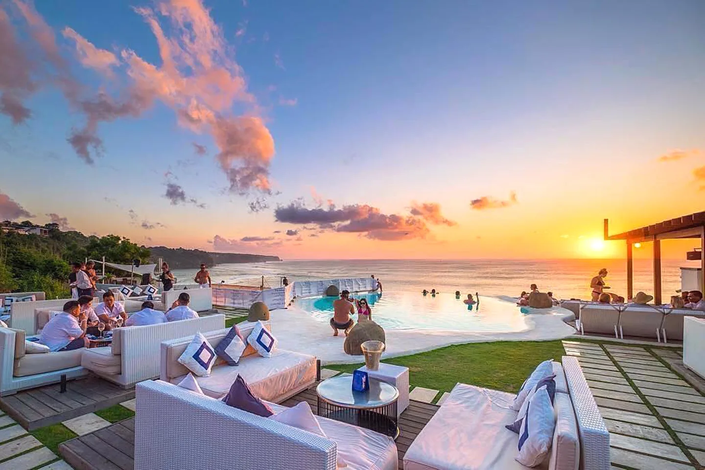 Sunset Dinner: El Kabron and Alila Villas Uluwatu